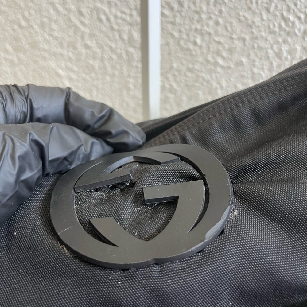 Gucci Black Messenger Bag with Red and Green Stripe - Picture 13 of 13